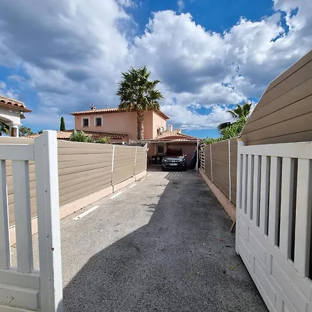 Ocre Et Bleue A Yourhosthelper Villa Hyeres